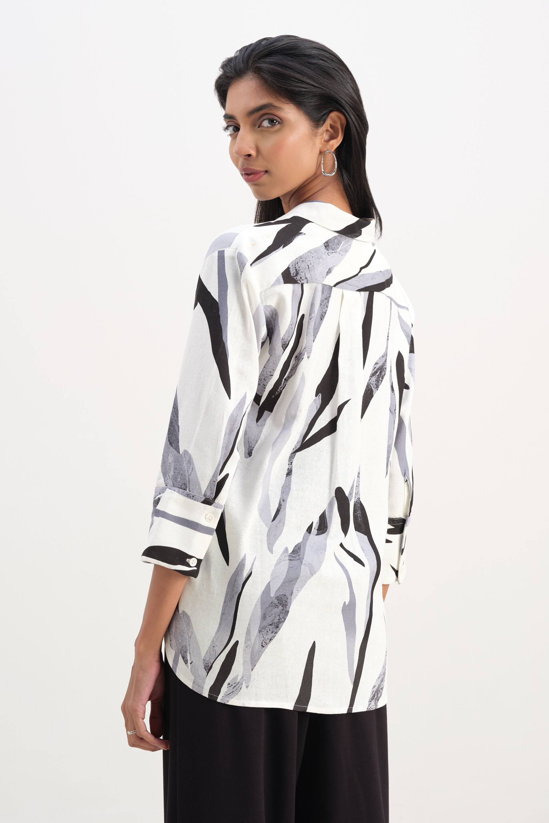 Monochrome Muse Linen Shirt, White, image 5